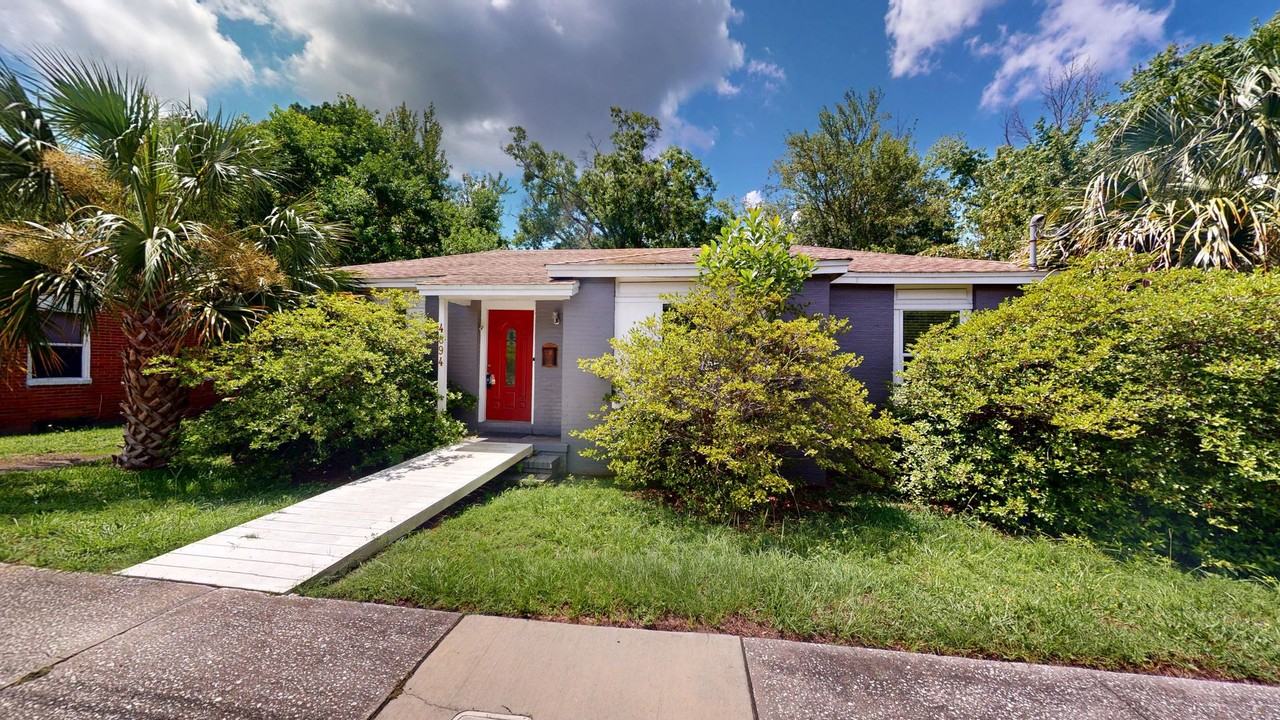 4694 Timuquana Rd - Photo 2 of 22