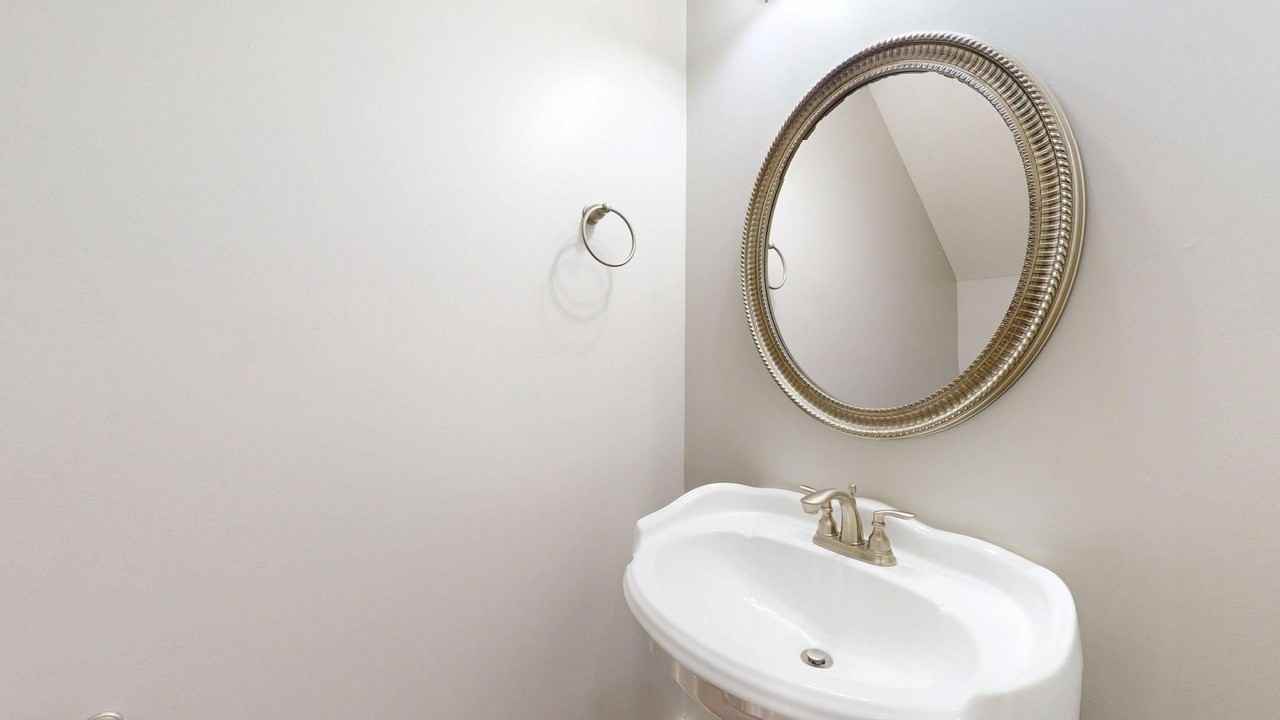 2031 Covey Dr - Photo 6 of 31