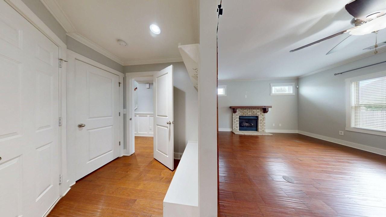 2031 Covey Dr - Photo 7 of 31