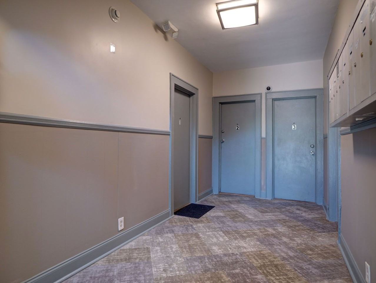 496 Park Ave (New) - Photo 3 of 16