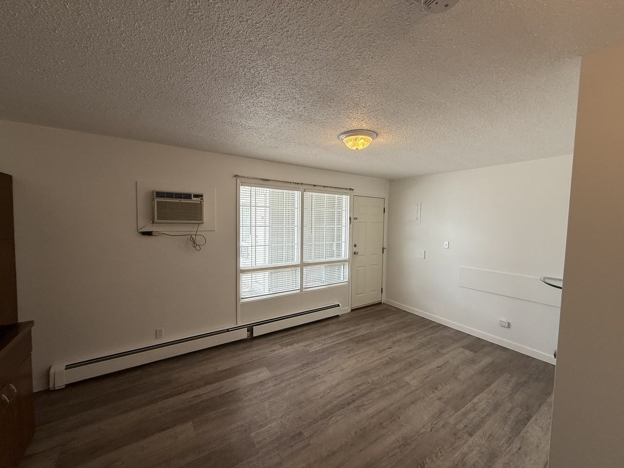 3500 32 St #112 - Photo 3 of 10