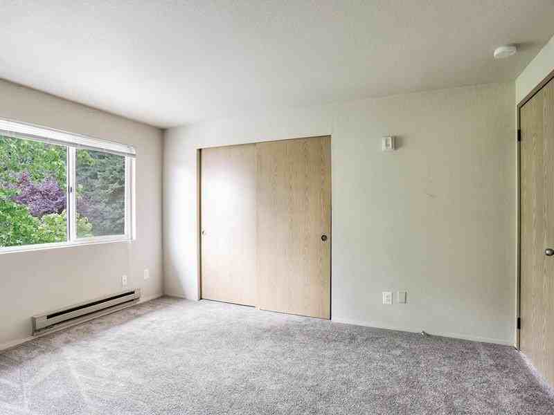 15805 40th Pl S - Photo 5 of 50