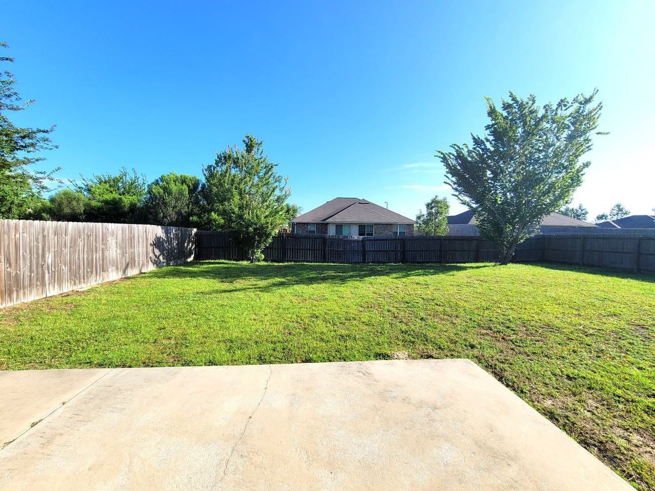 4503 Bylsma Cir - Photo 2 of 31