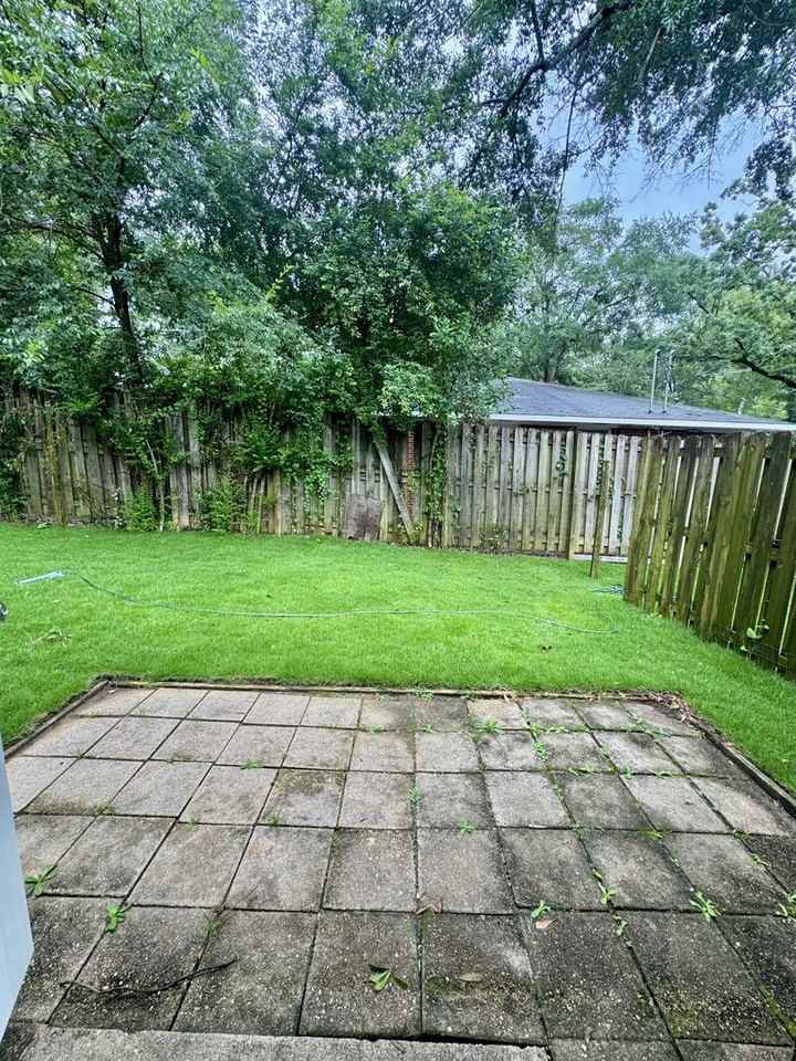 506 Perry St - Photo 5 of 5