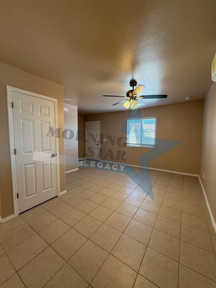 3381 Valverde Loop - Photo 3 of 34