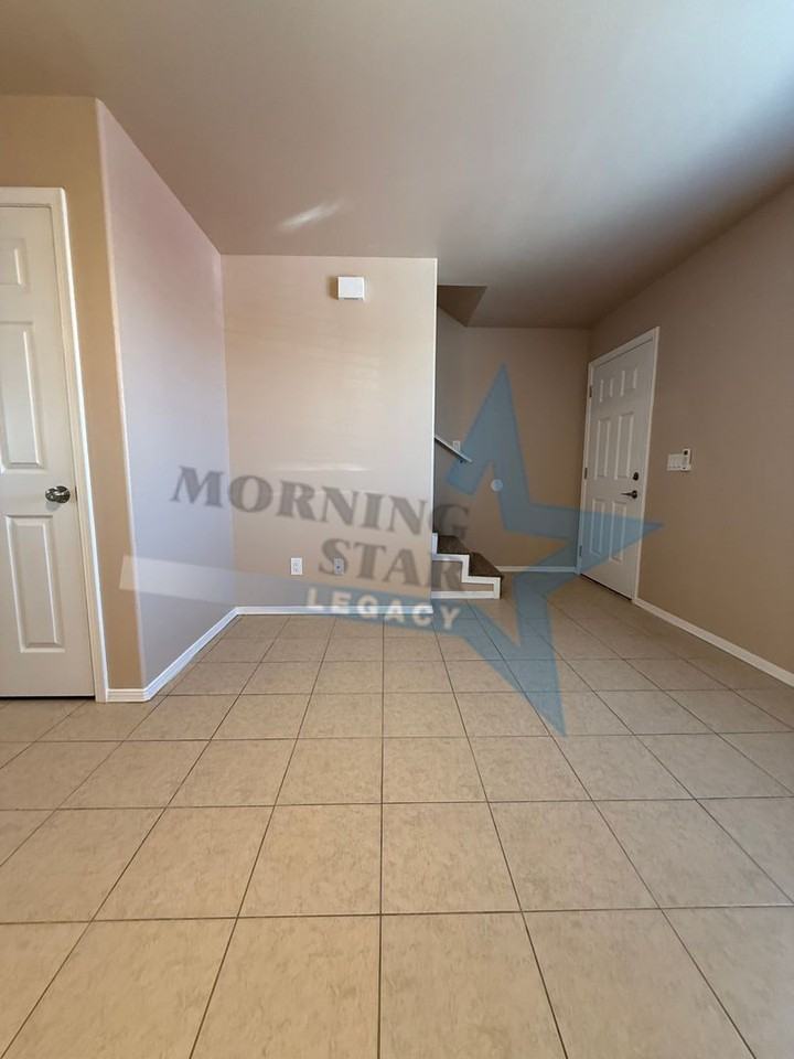 3381 Valverde Loop - Photo 4 of 34