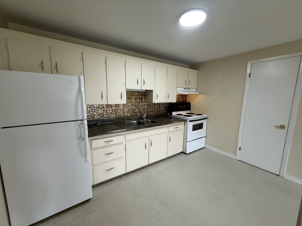 40 Ward St #6 - Photo 2 of 16