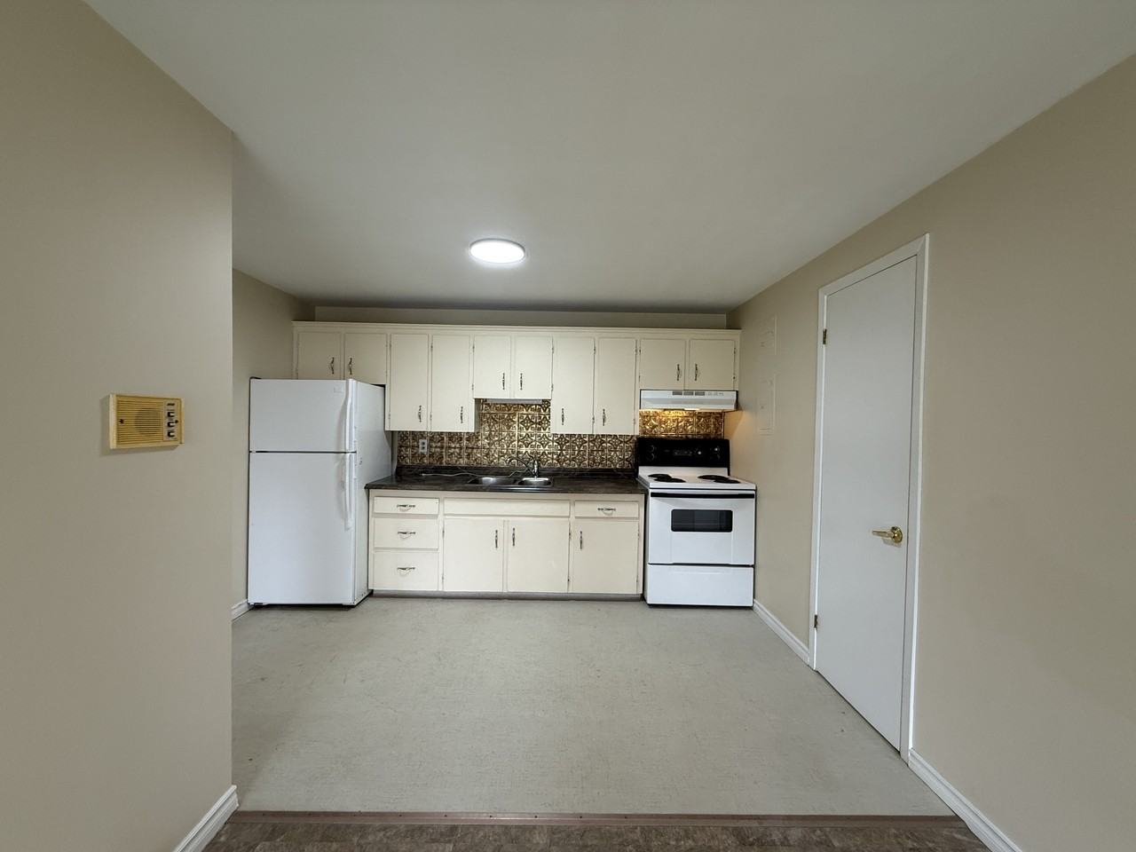 40 Ward St #6 - Photo 3 of 16