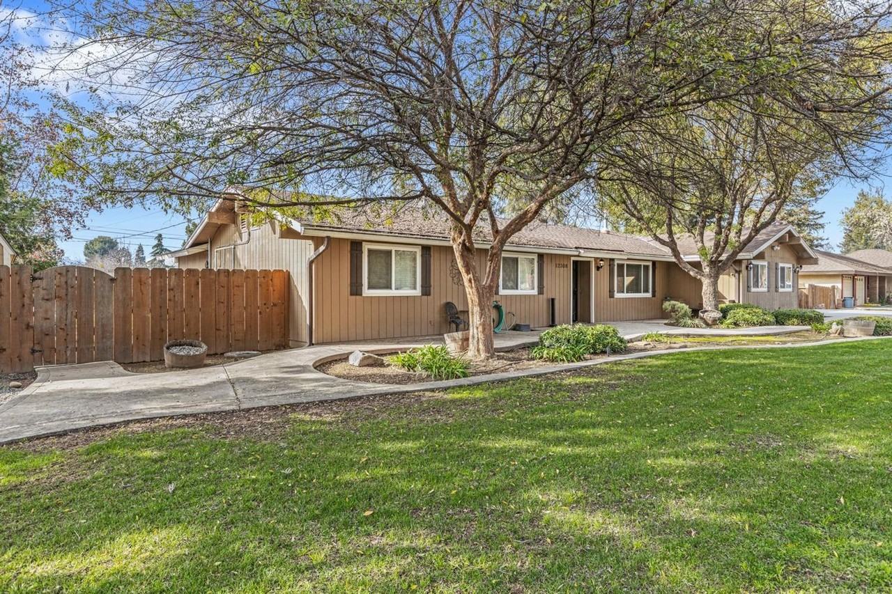 12308 Trieste Dr - Photo 2 of 33