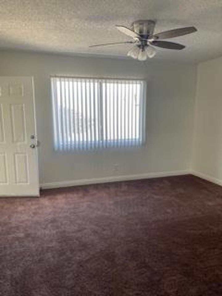 1687B - Photo 4 of 9