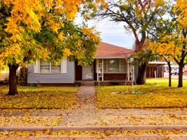 featured image of 3819 33rd St