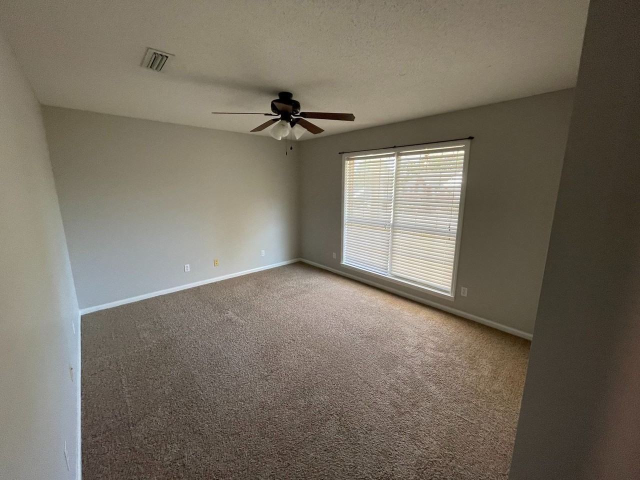 25 Spearhead Dr - Photo 7 of 23