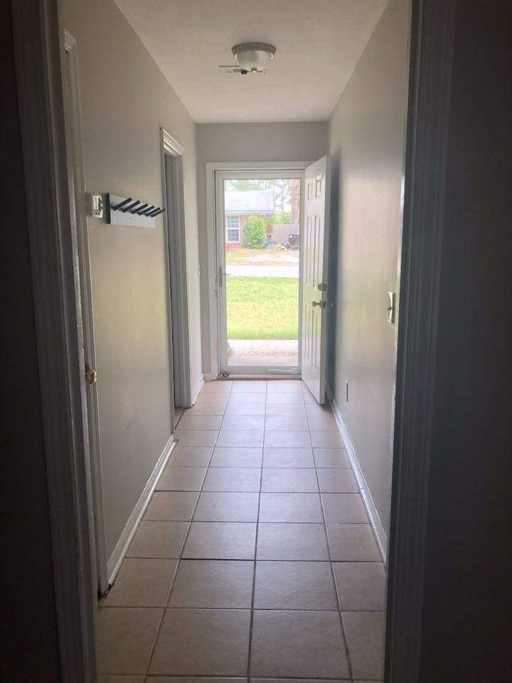 39 Verna Cir - Photo 2 of 15