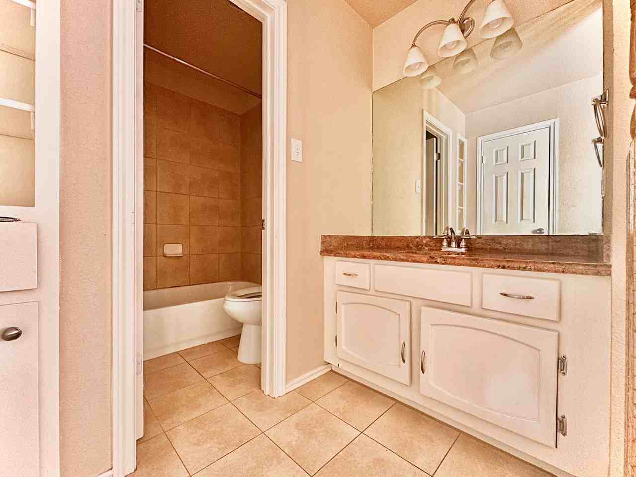2106 Kippling Dr - Photo 5 of 10