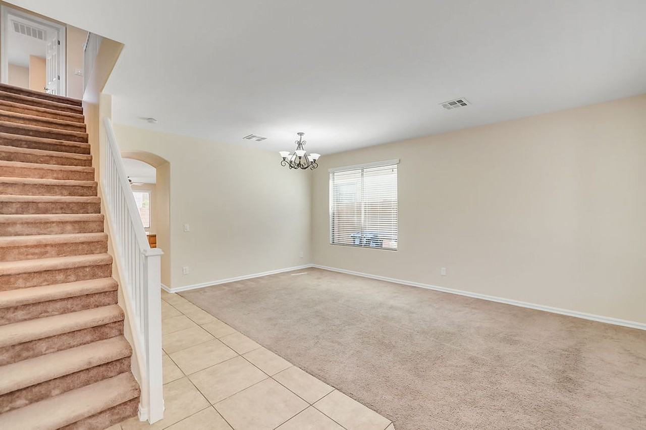 19054 E Seagull Dr - Photo 3 of 35