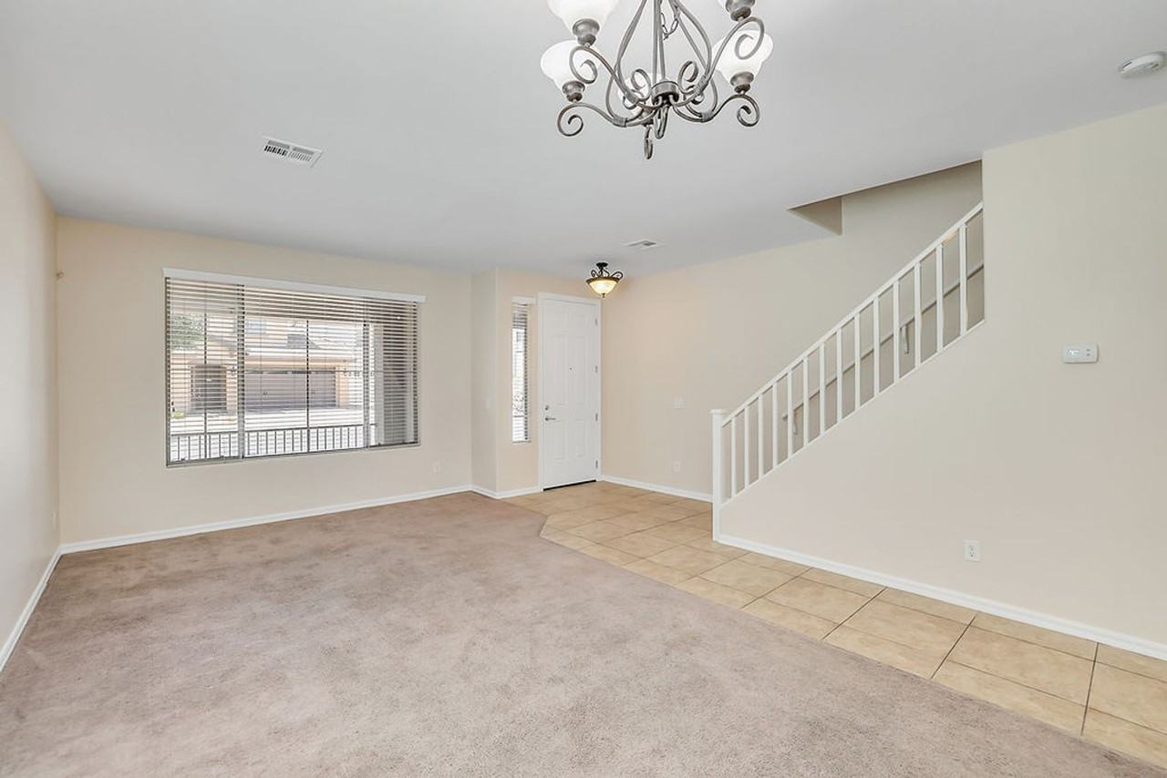 19054 E Seagull Dr - Photo 5 of 35