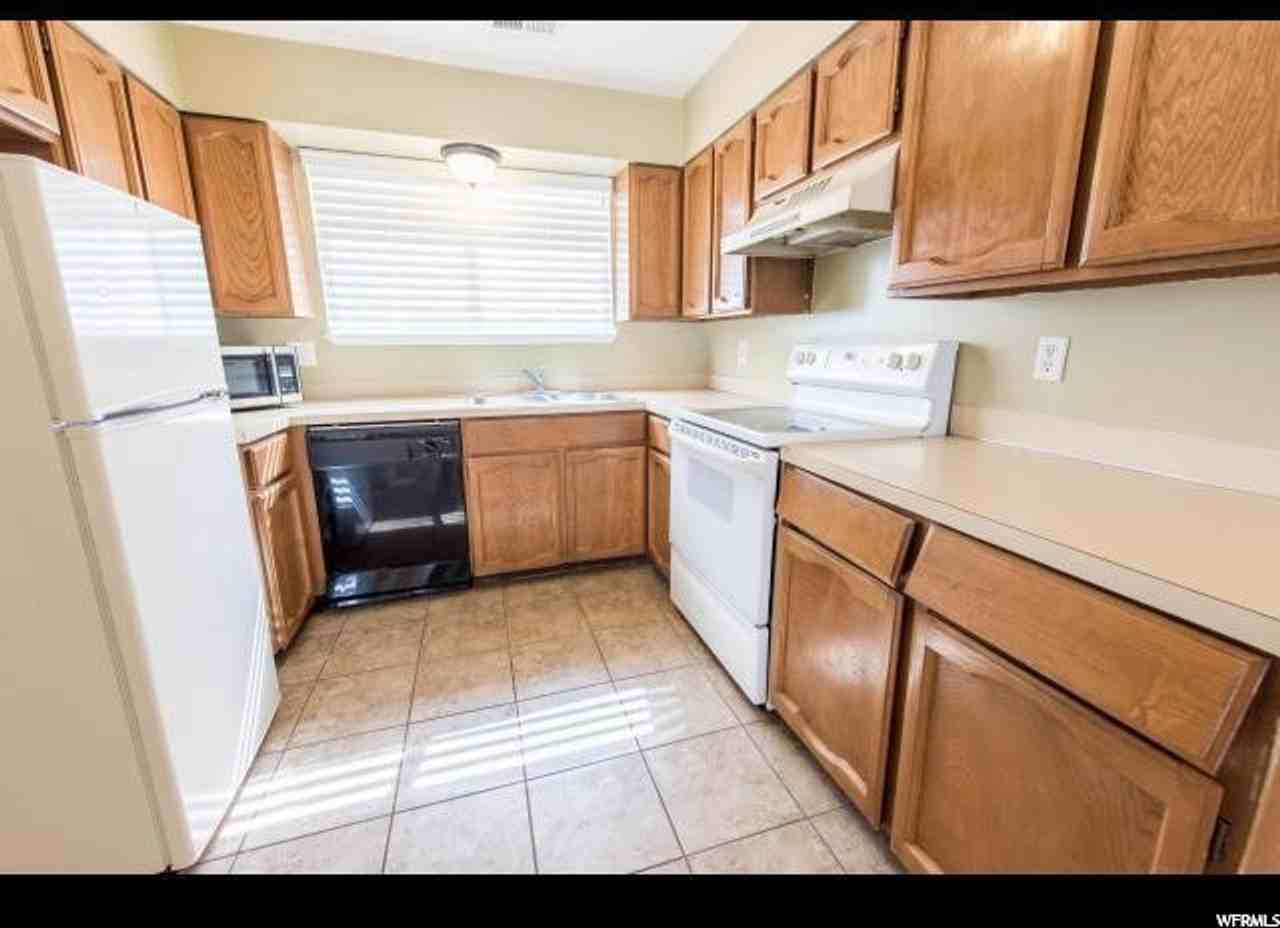 7348 W Copperview Dr - Photo 3 of 15