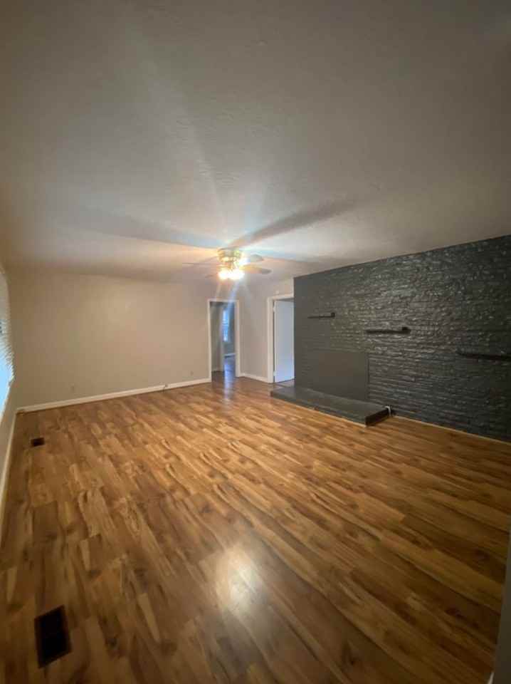109 Arcade St - Photo 3 of 7