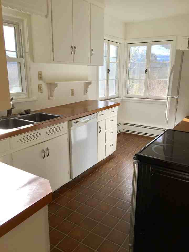 1706 3rd Ave - Photo 2 of 17