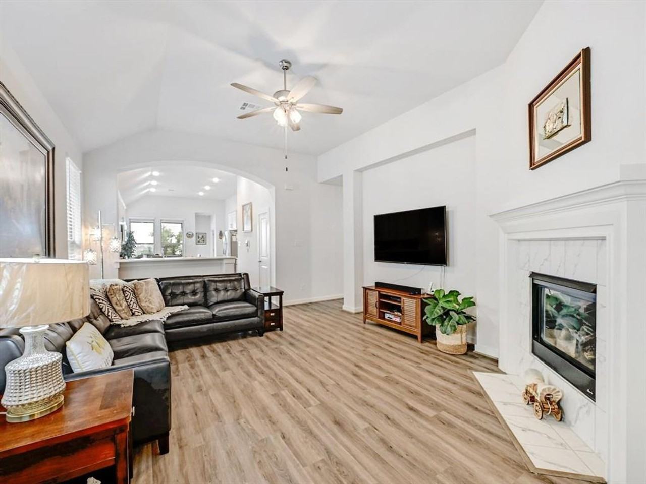 22607 Bristlegrass Ln - Photo 3 of 22