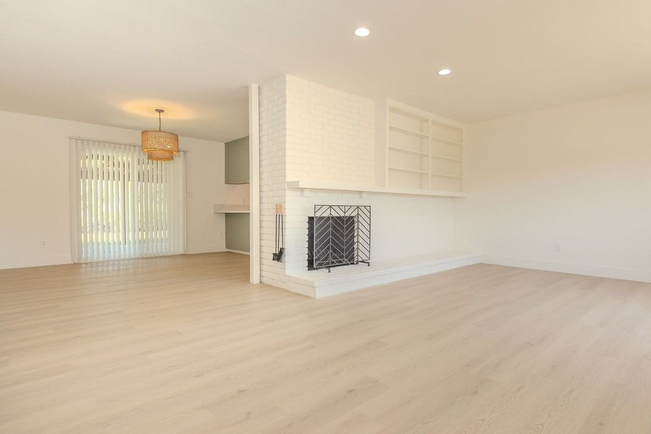 6180 Veemac Ave - Photo 2 of 37