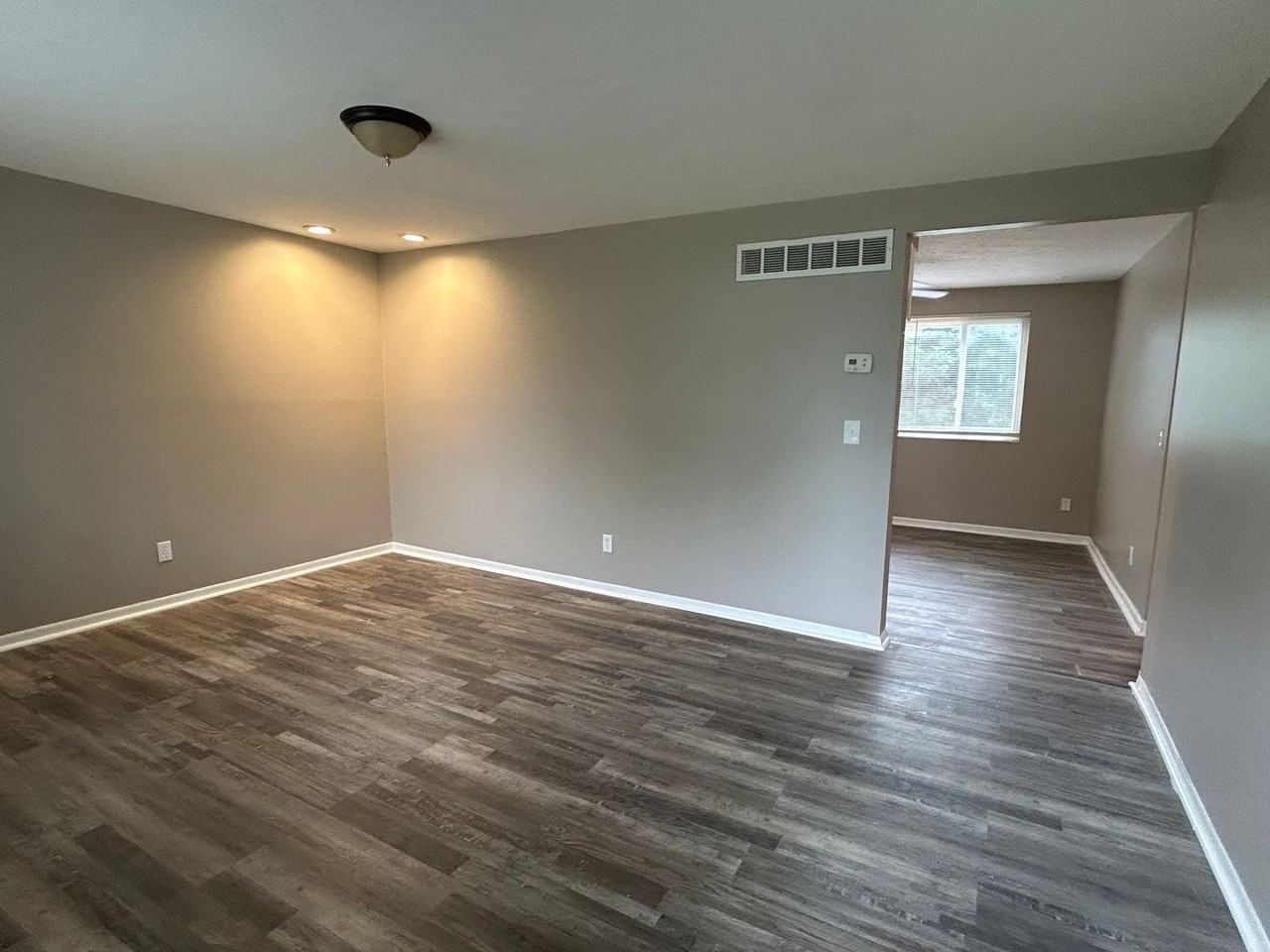 11313 Templeton Dr - Photo 3 of 19