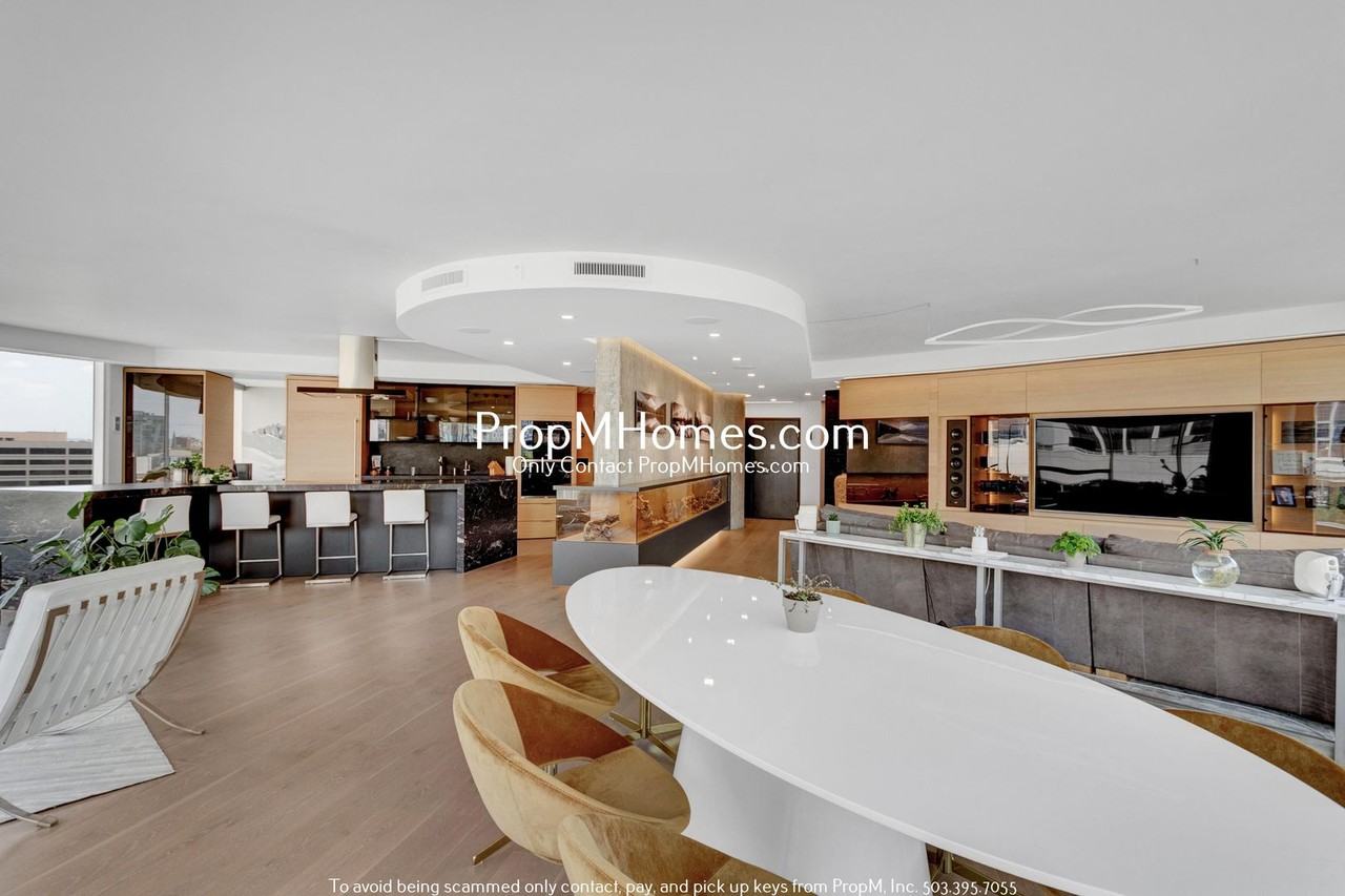 1500 Southwest 5th Avenue #1101 - Photo 3 of 34