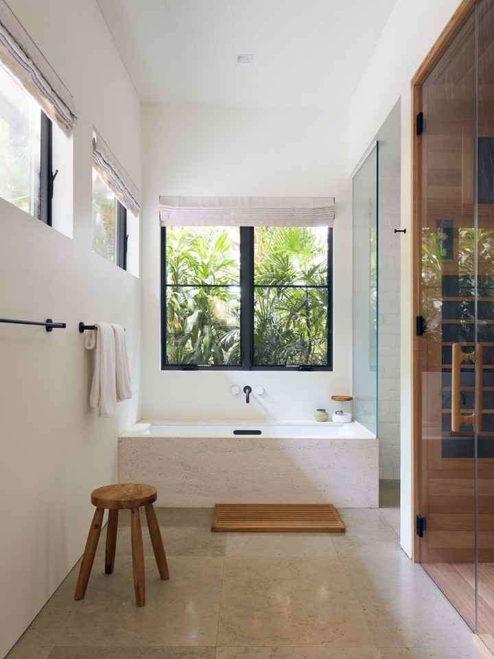 3671 Diamond Head Cir - Photo 5 of 23