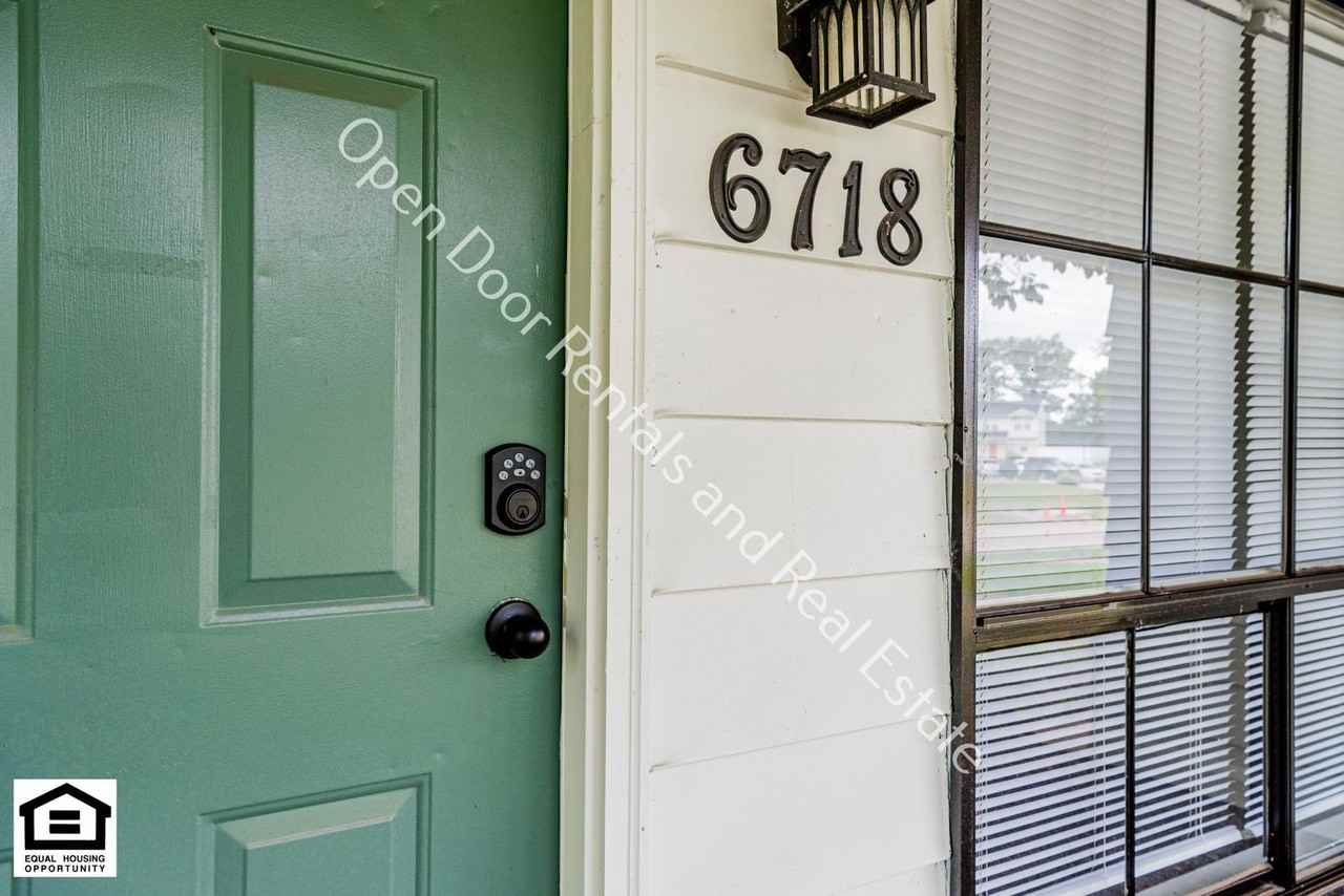 6718 Raintree Rd - Photo 3 of 26