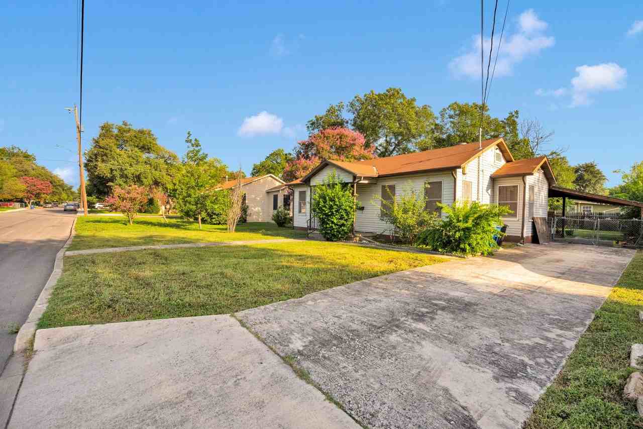 2025 W Hermosa Dr - Photo 3 of 18