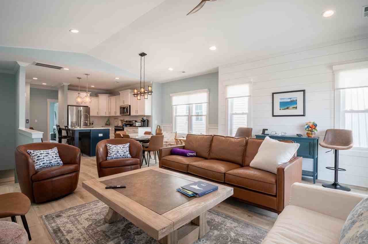 203 Lone Star Breeze @ 203 Texas Ave #2 - Photo 2 of 29