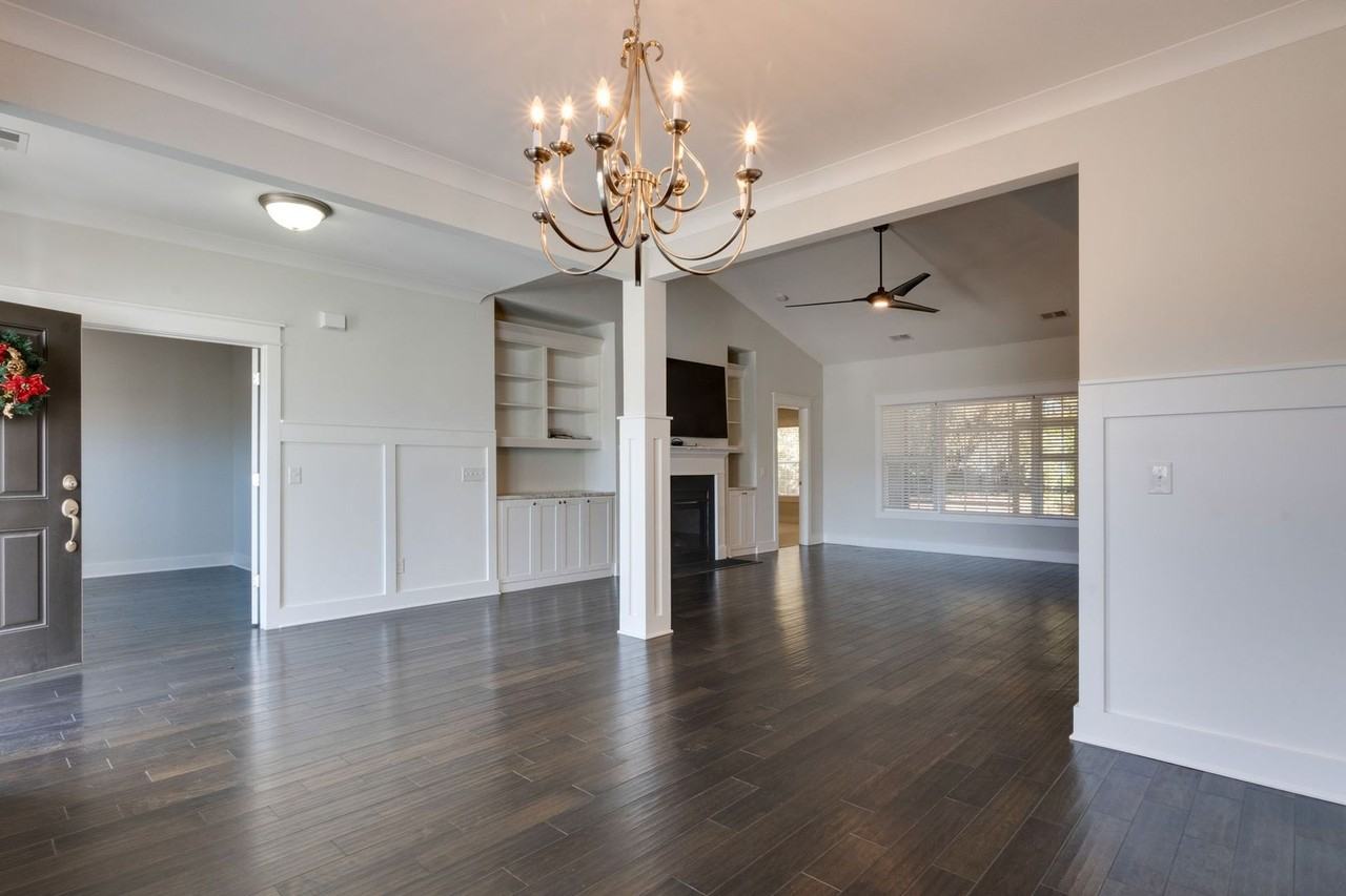 244 Station Pkwy - Photo 7 of 33