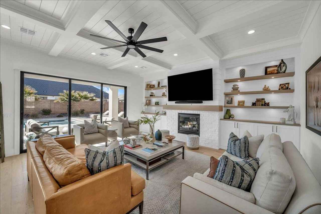 2904 E Stonedale Dr - Photo 5 of 35