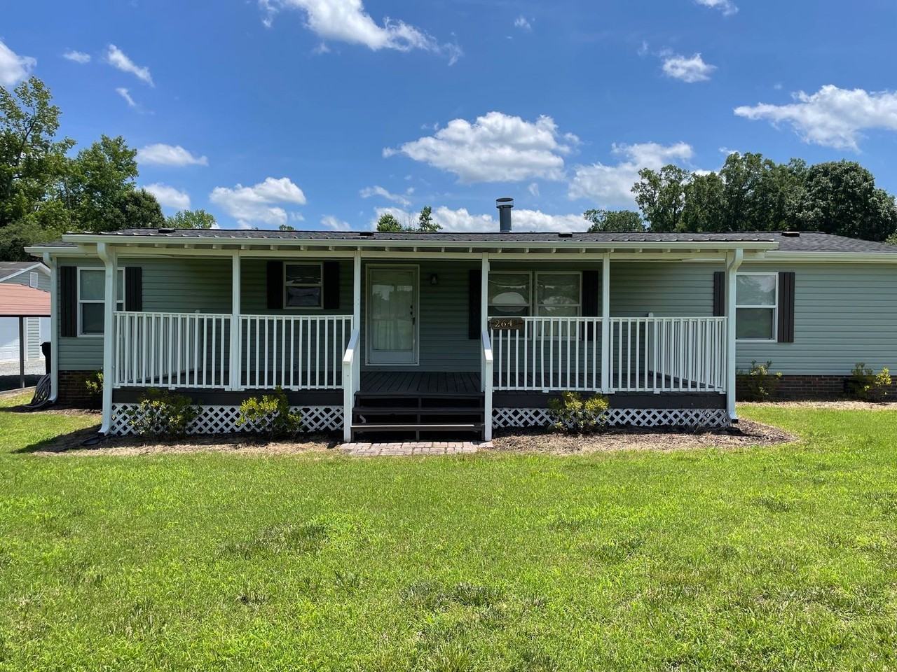 2642 Nc Highway 62 E - Photo 2 of 34