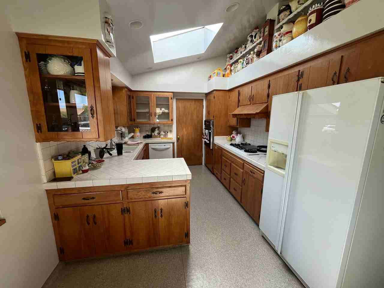 502 E Rose Ave - Photo 2 of 14