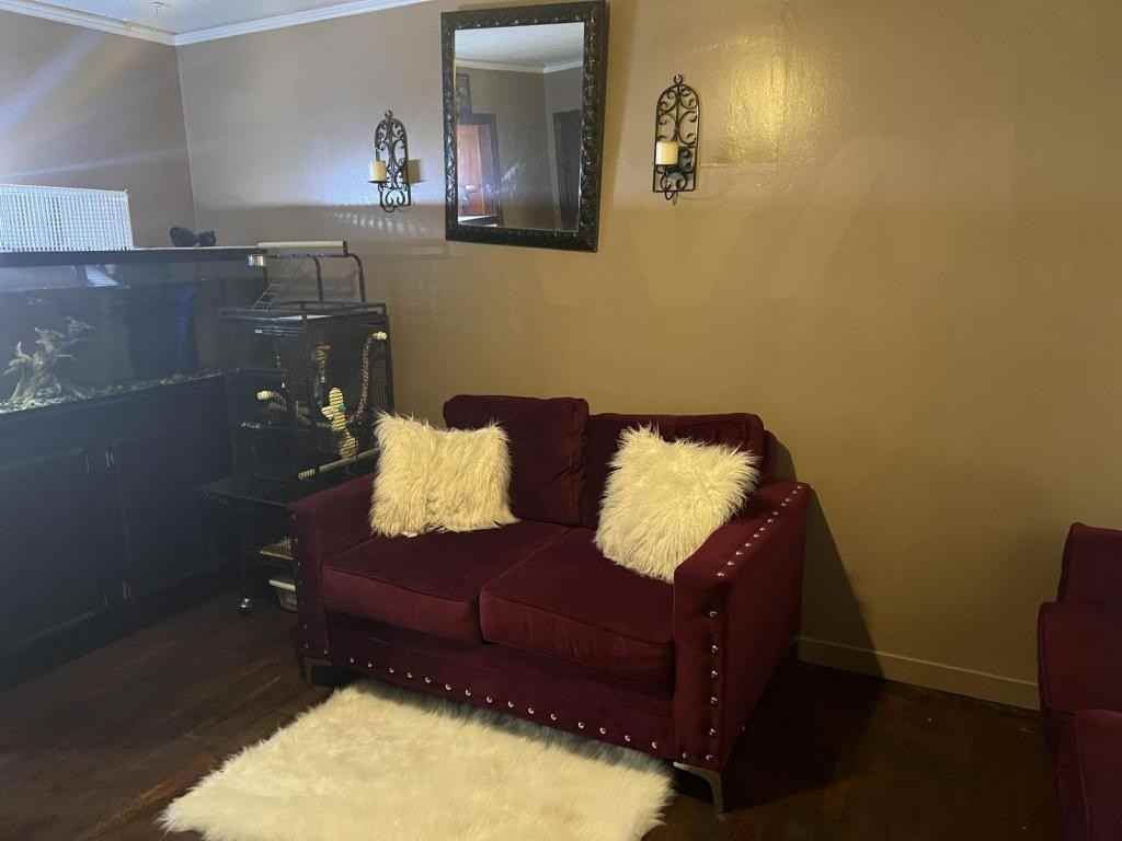 1223 Marydale Dr - Photo 6 of 8