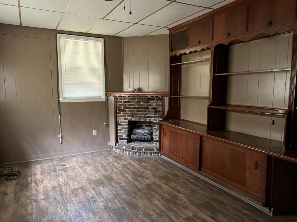 1223 Marydale Dr - Photo 7 of 8