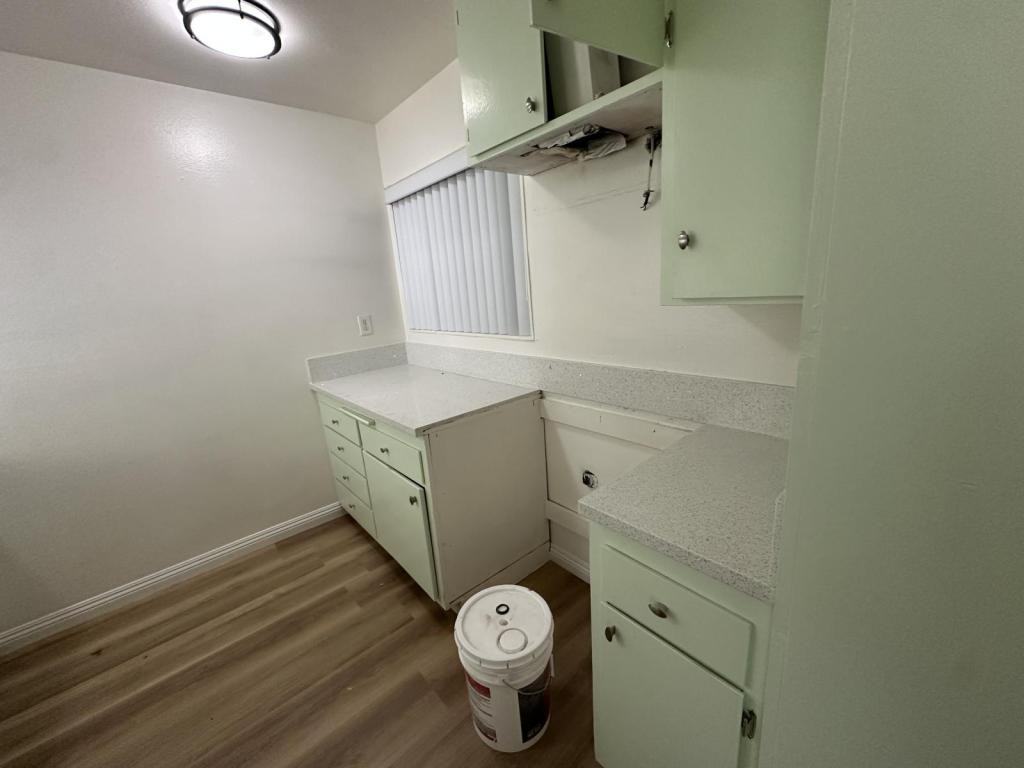 N Stoneman Ave - Photo 3 of 12