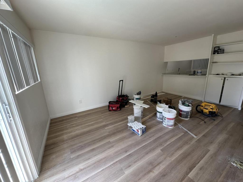 N Stoneman Ave - Photo 7 of 12