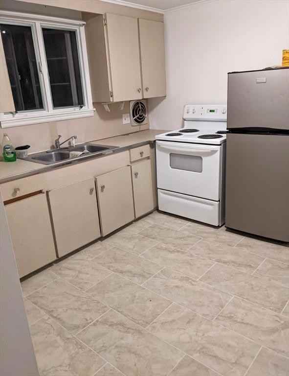 287 Billings St #A - Photo 2 of 5