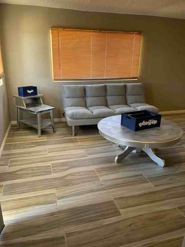 27172 Prospect St - Photo 2 of 15