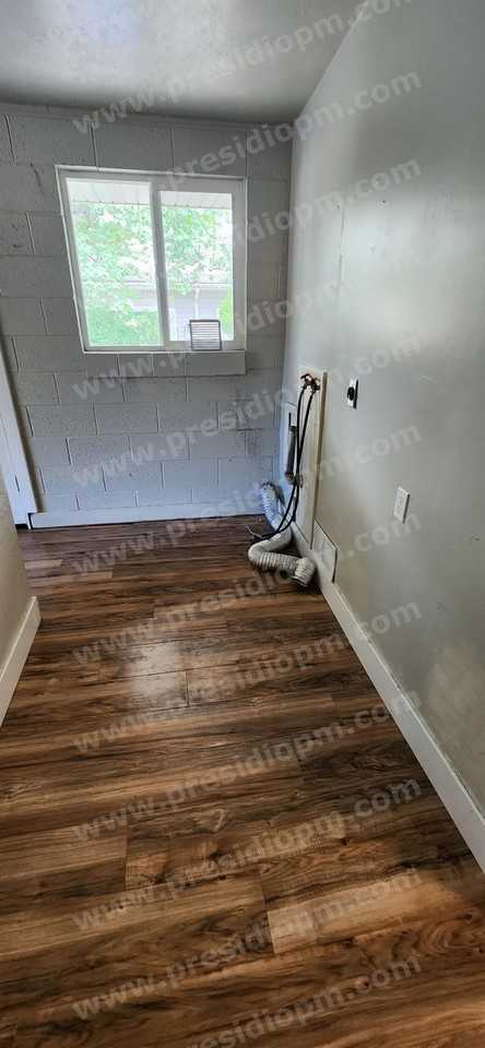 1483 Westsouth #1 - Photo 7 of 26