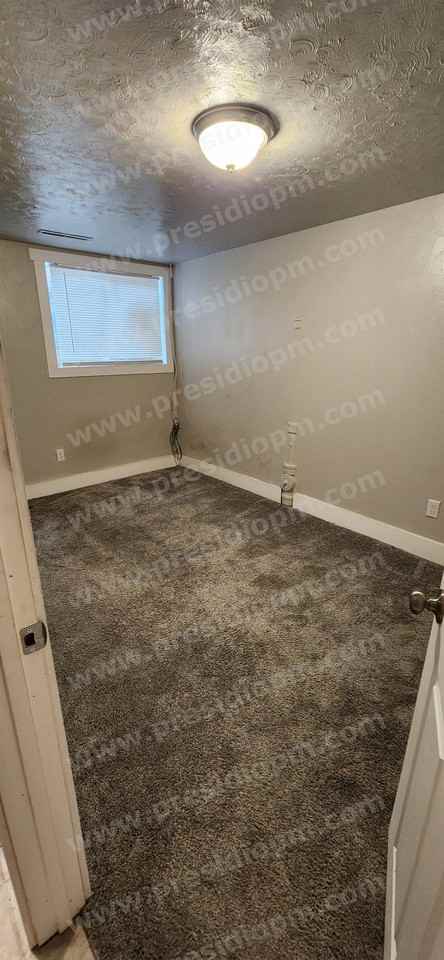 1483 Westsouth #1 - Photo 5 of 26