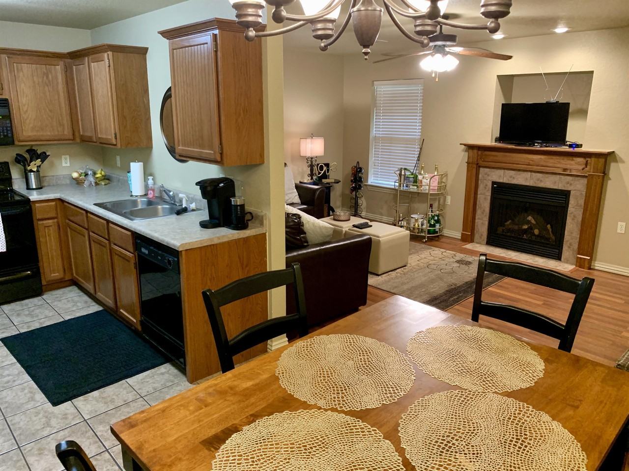 3450 W Chevaux Dr #1 - Photo 3 of 11