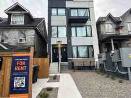 featured image of 21 Batavia Ave