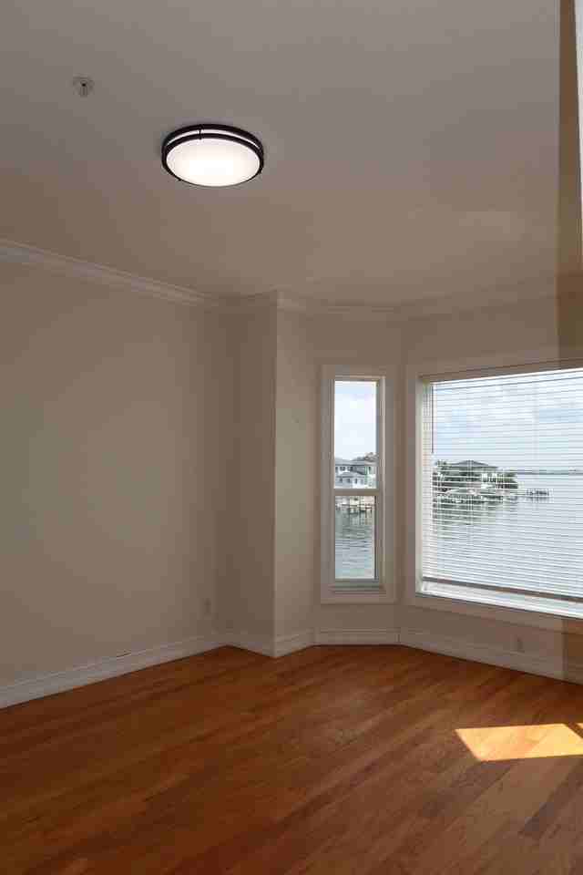 110 50th Ave E - Photo 2 of 50