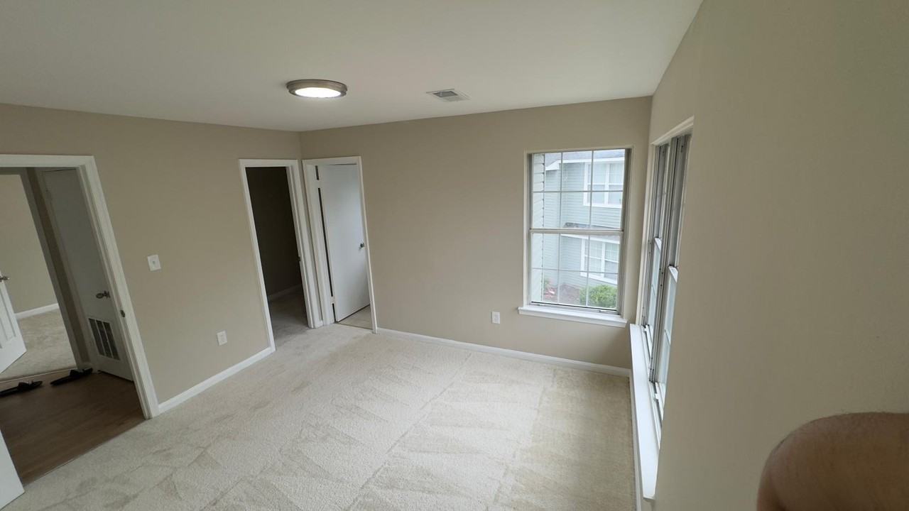 8623 Beekman Pl #23D - Photo 2 of 10