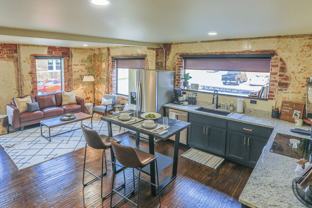 Velencia Apartments - Photo 1 of 1