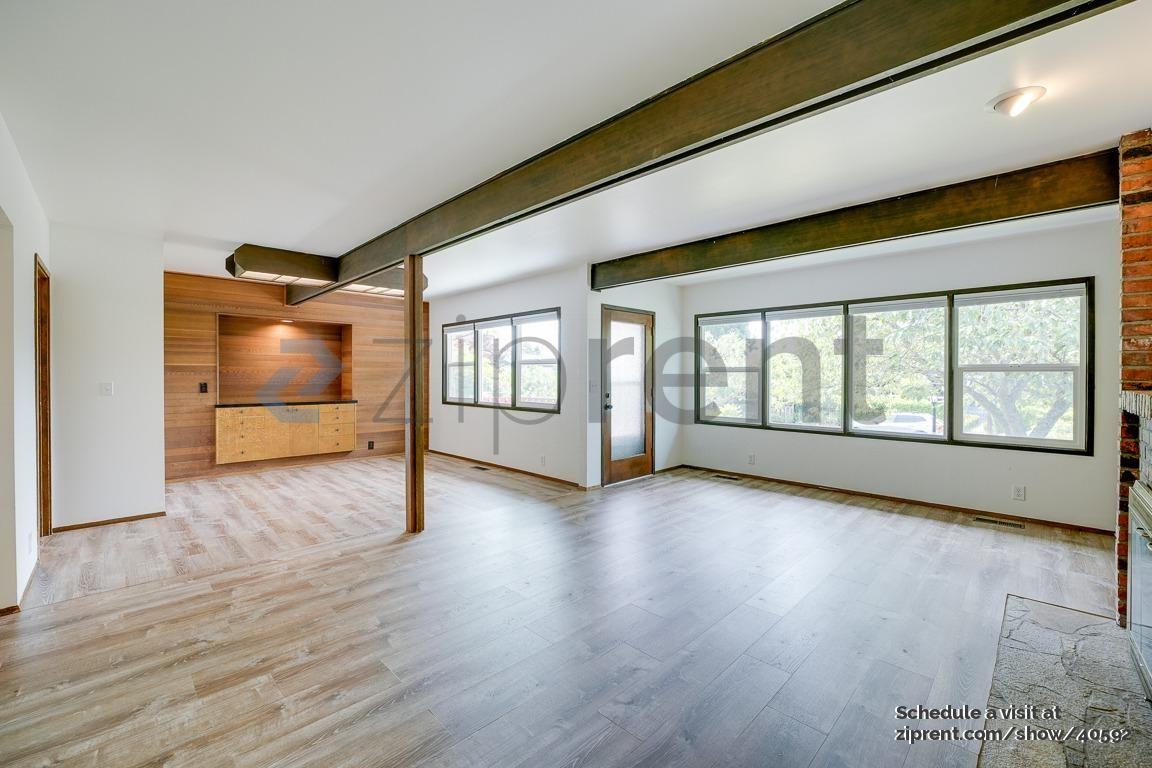 4110 44th Ave Sw - Photo 4 of 28