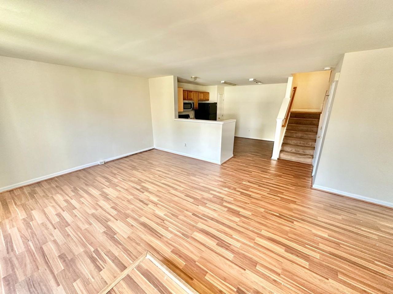 9334 Witch Hazel Way - Photo 3 of 31